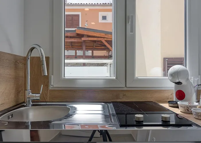Summer Breeze Apartment *